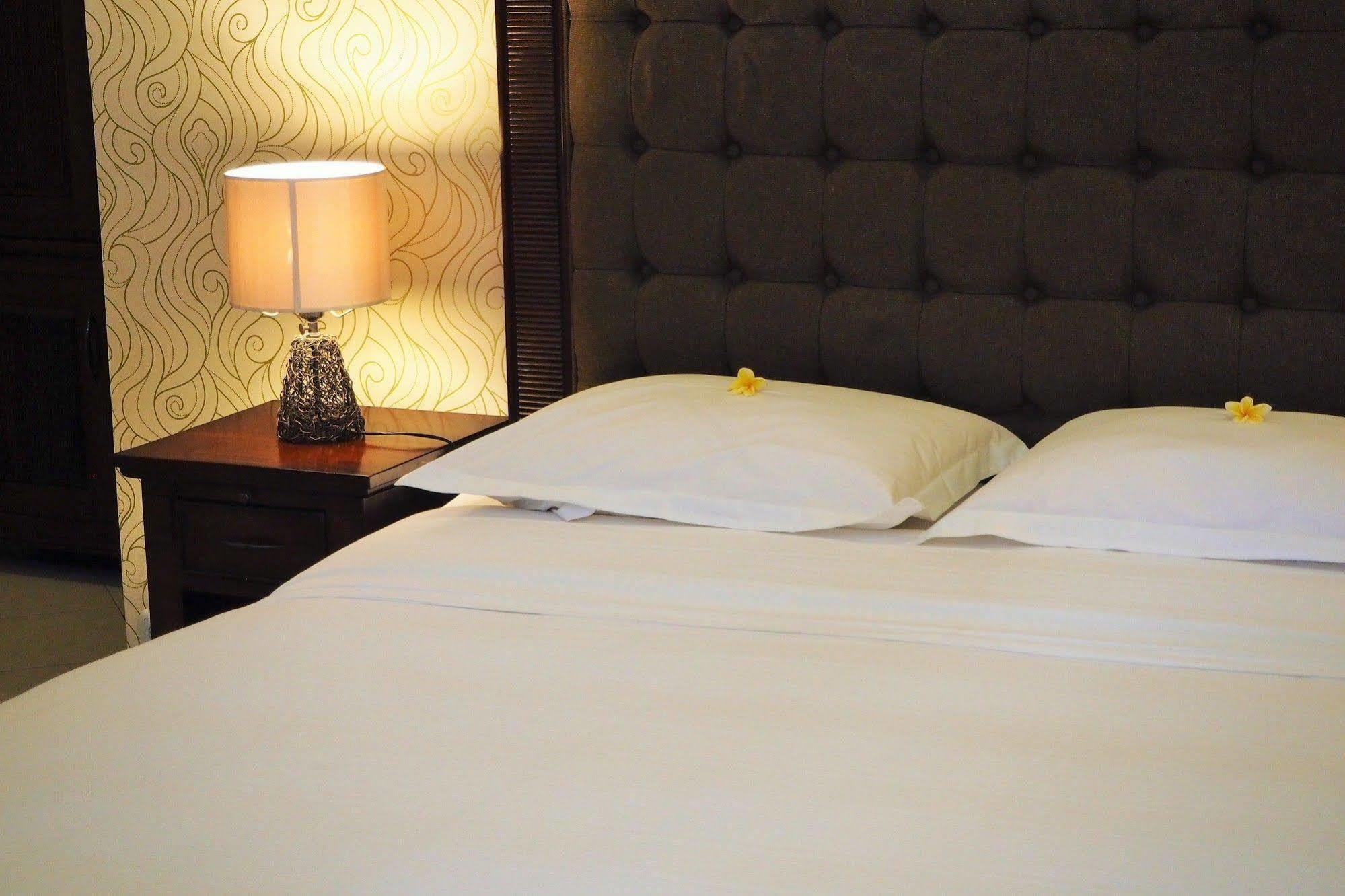 The Gecho Inn Town Jepara Exteriör bild