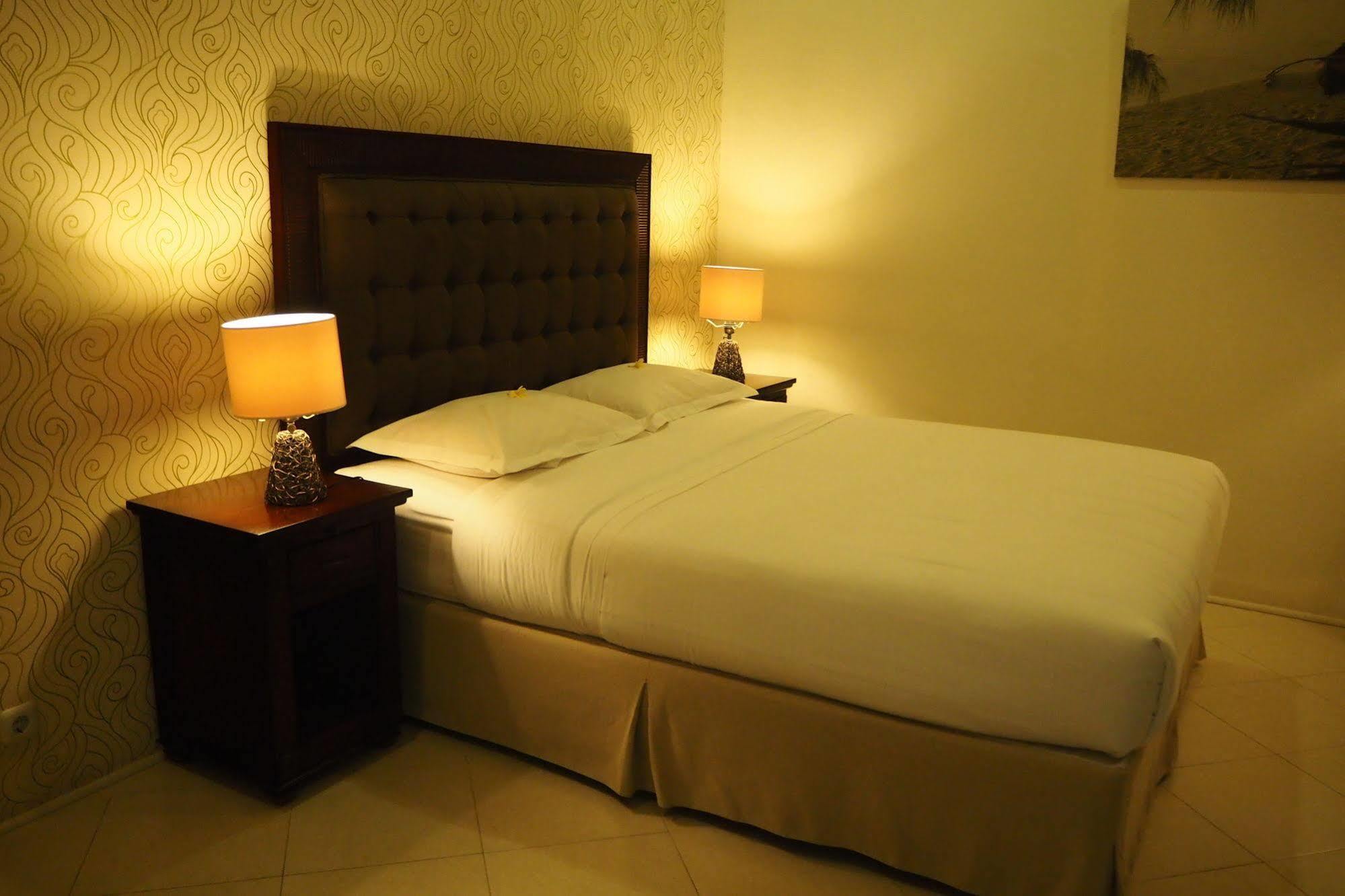 The Gecho Inn Town Jepara Exteriör bild